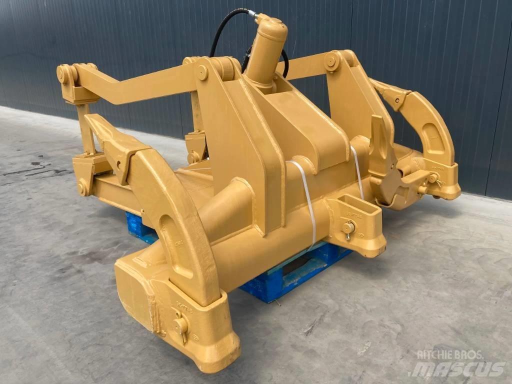 CAT D6T2 Навесные рыхлители