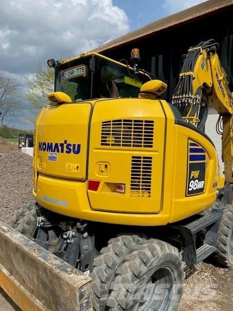Komatsu PW 98 MR-11 Колёсные экскаваторы
