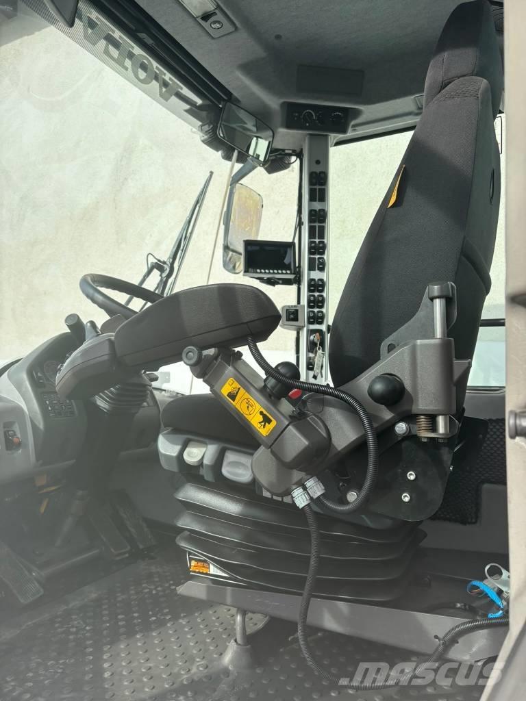 Volvo L90H Agri Фронтальные погрузчики