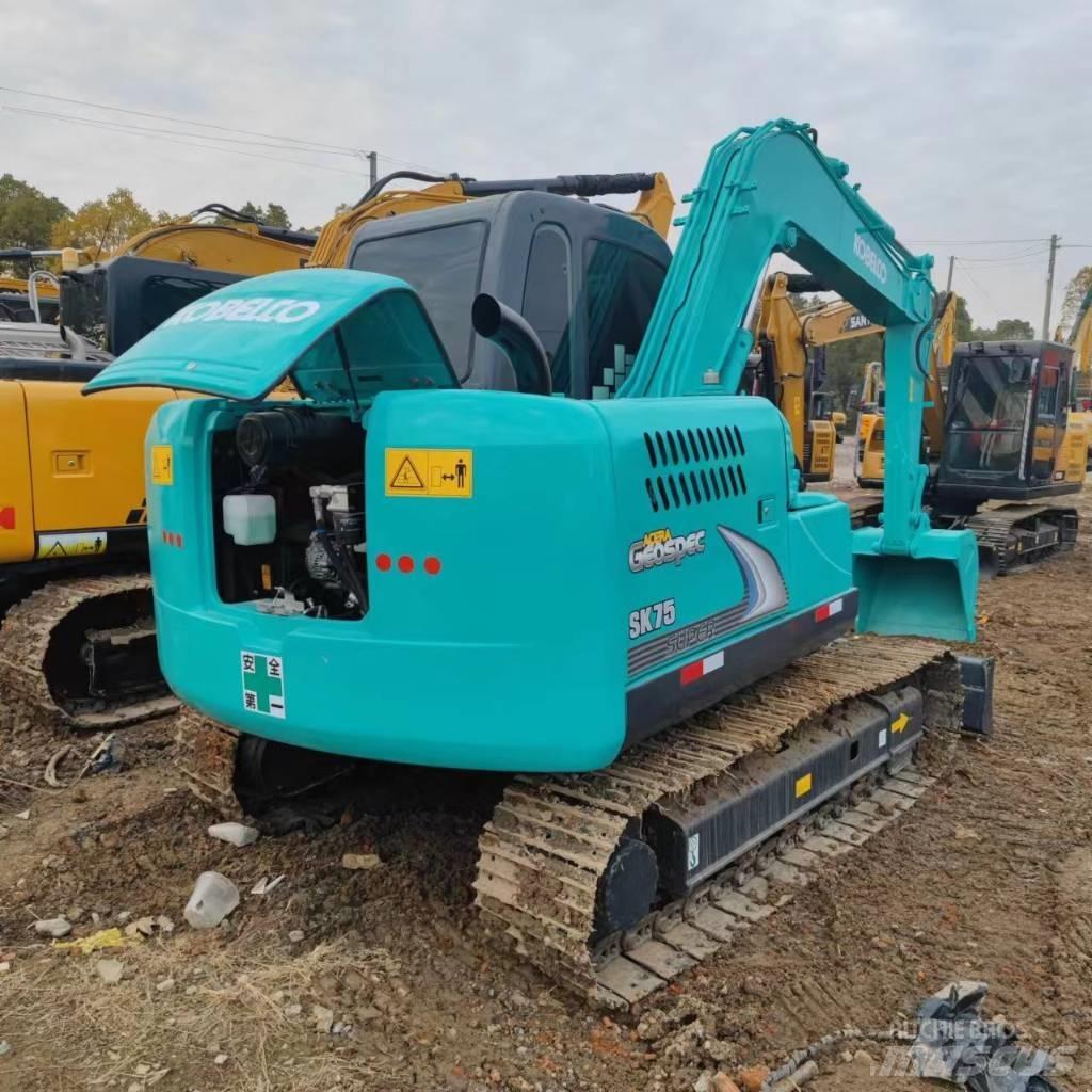Kobelco SK 75 Гусеничные экскаваторы