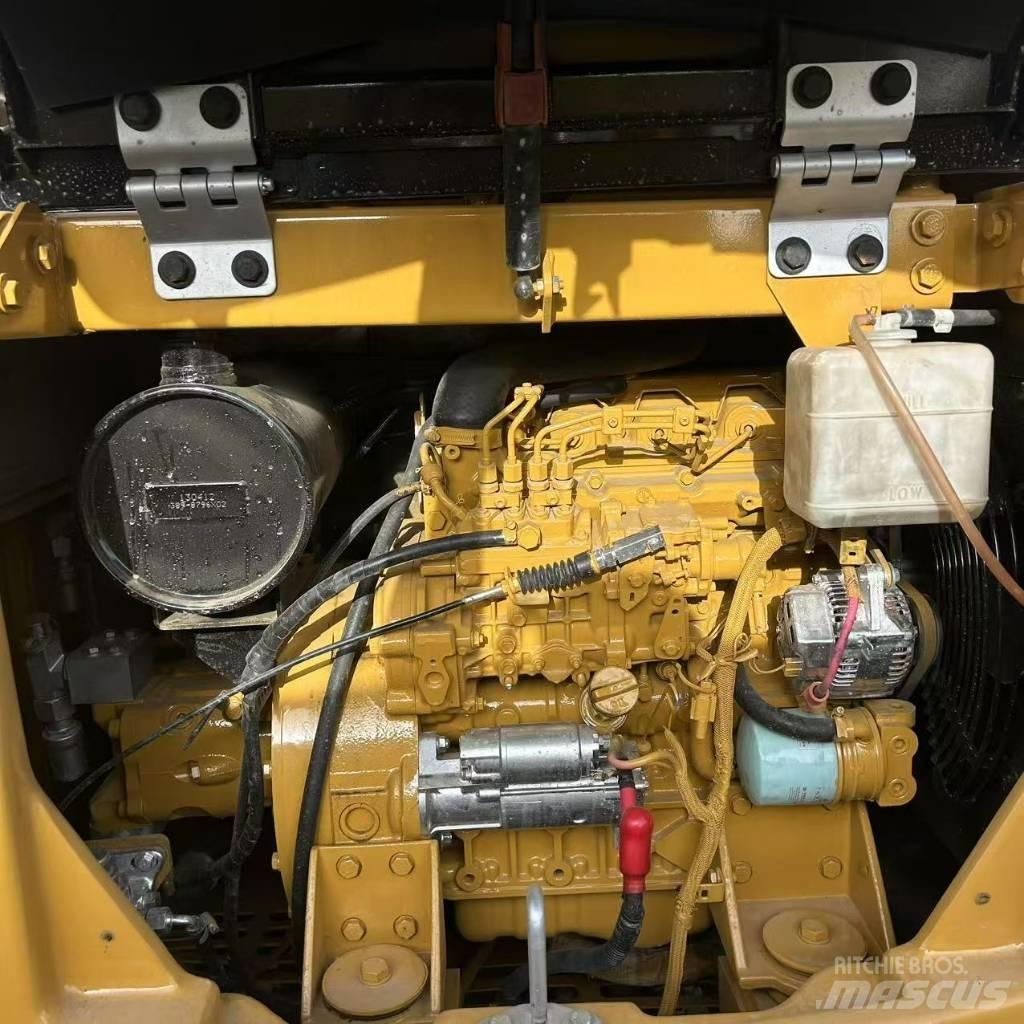 CAT 306E Гусеничные экскаваторы