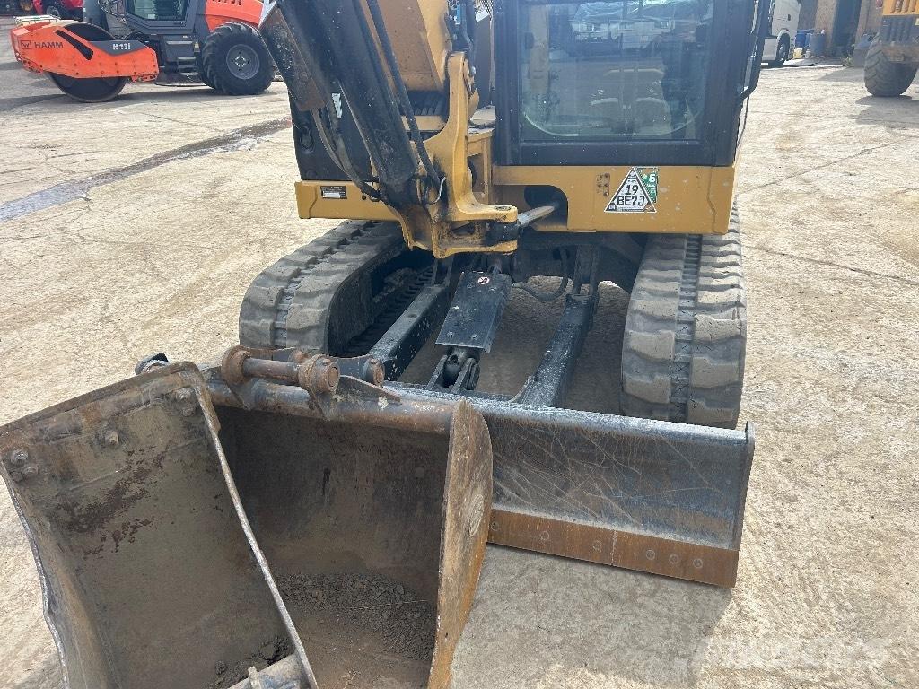 CAT 306 CR Мини-экскаваторы