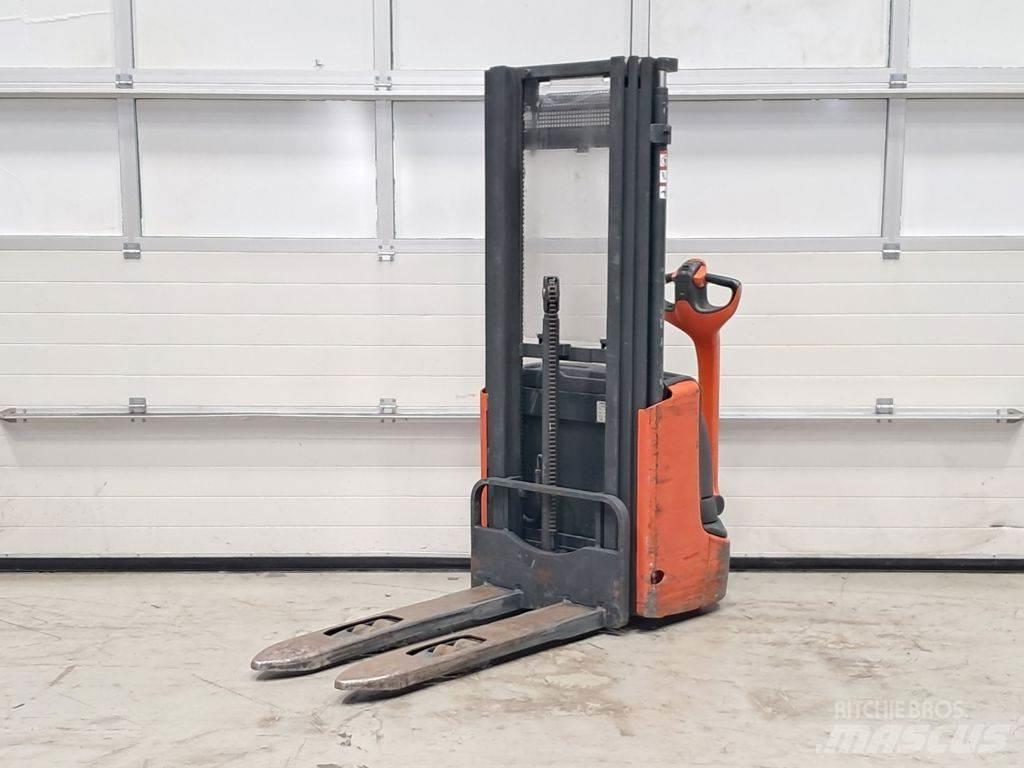 Linde L12 Ручные штабелёры с электроподъёмом