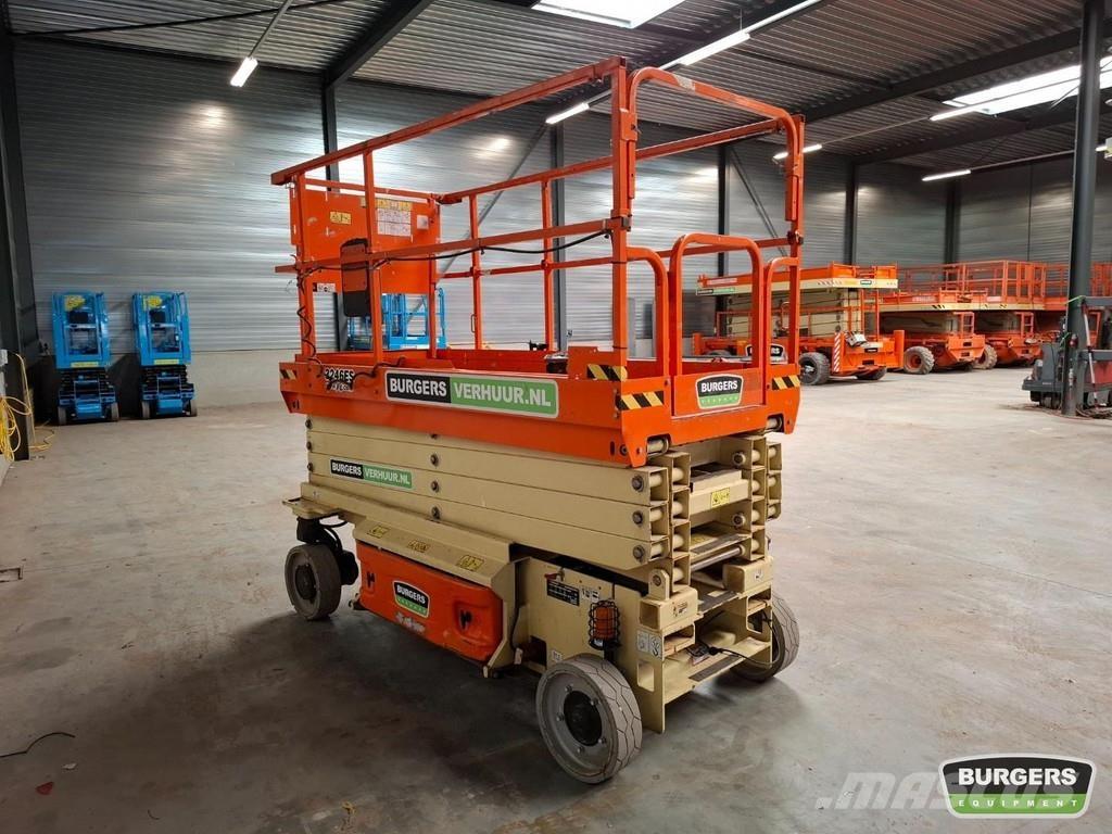 JLG 3246ES Ножничные подъемники
