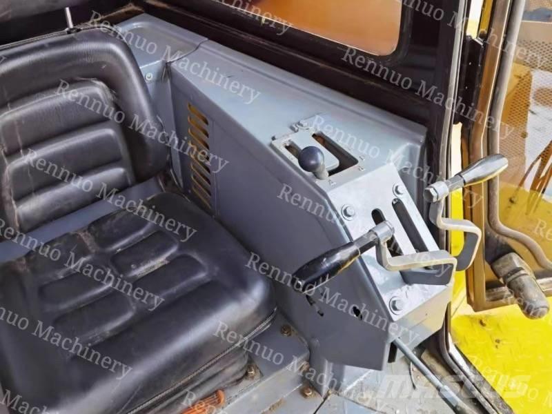 CAT D 8 R Гусеничные бульдозеры