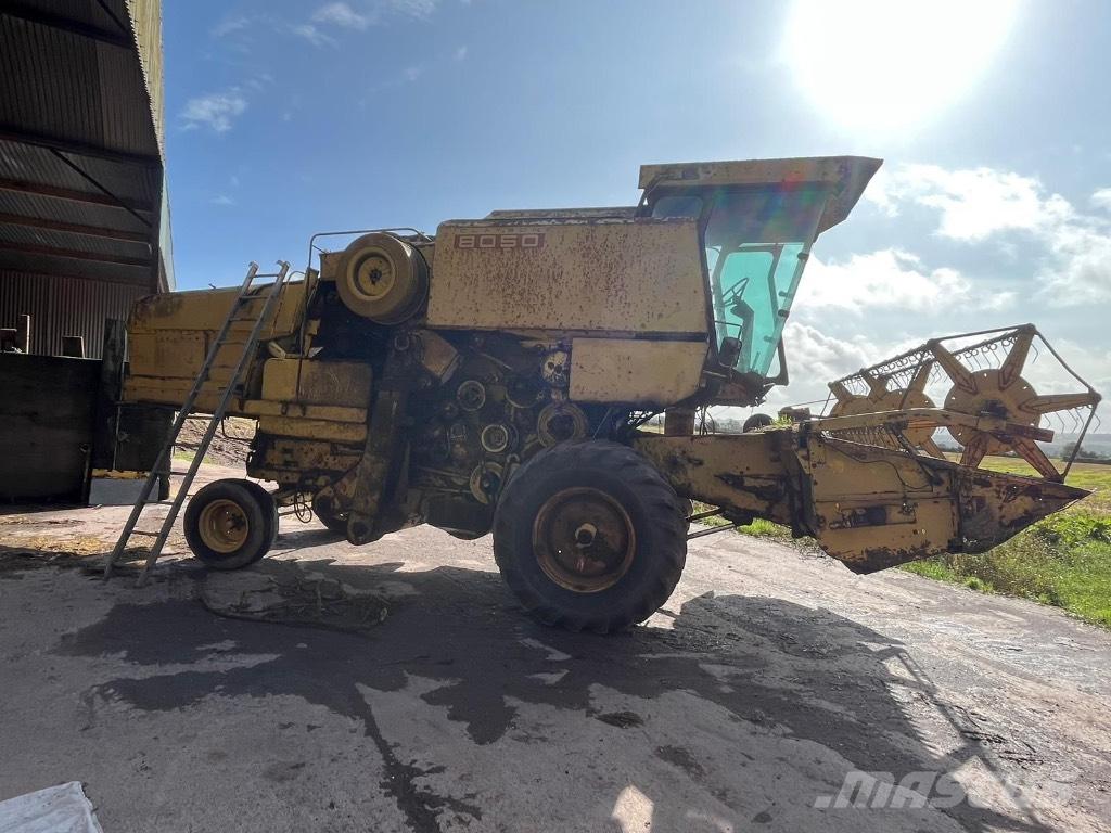 New Holland 8050 Зерноуборочные комбайны