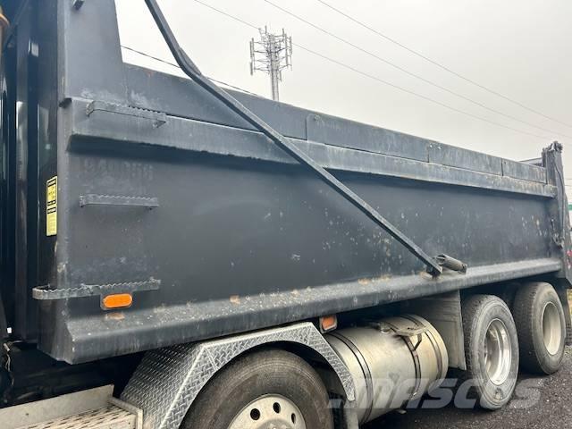  LAGACE 20' Грузовики-Самосвалы