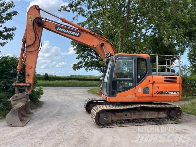Doosan DX 140 LC Гусеничные экскаваторы