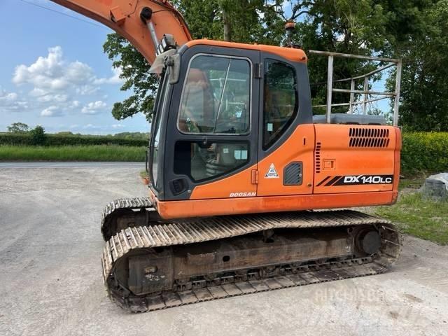 Doosan DX 140 LC Гусеничные экскаваторы