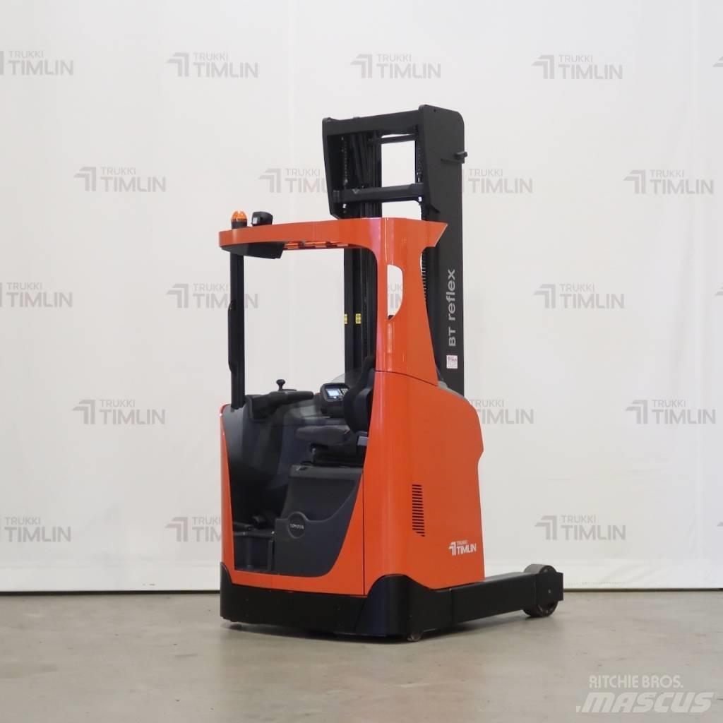 Toyota RRE140H Ричтраки
