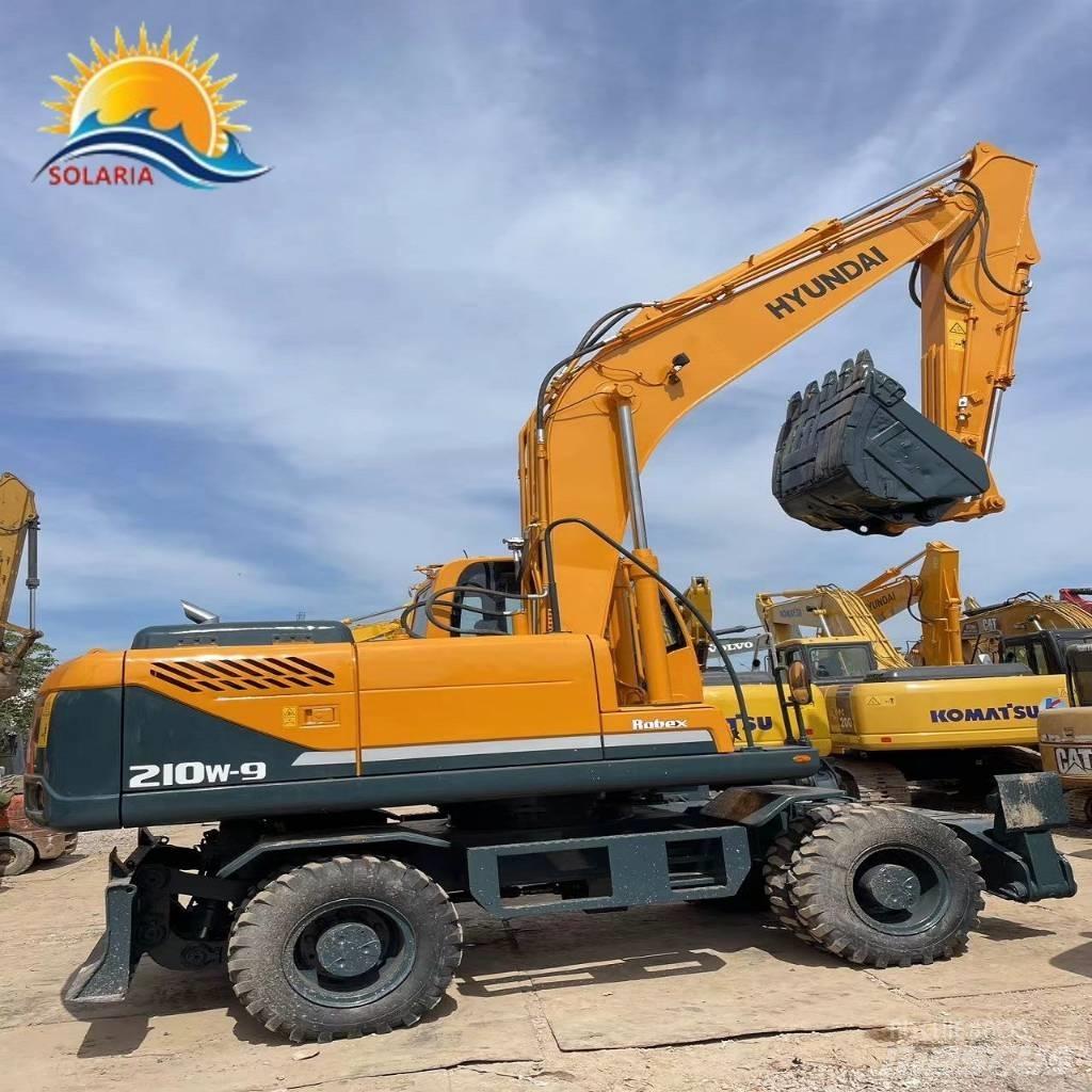 Hyundai R210W-9 Колёсные экскаваторы