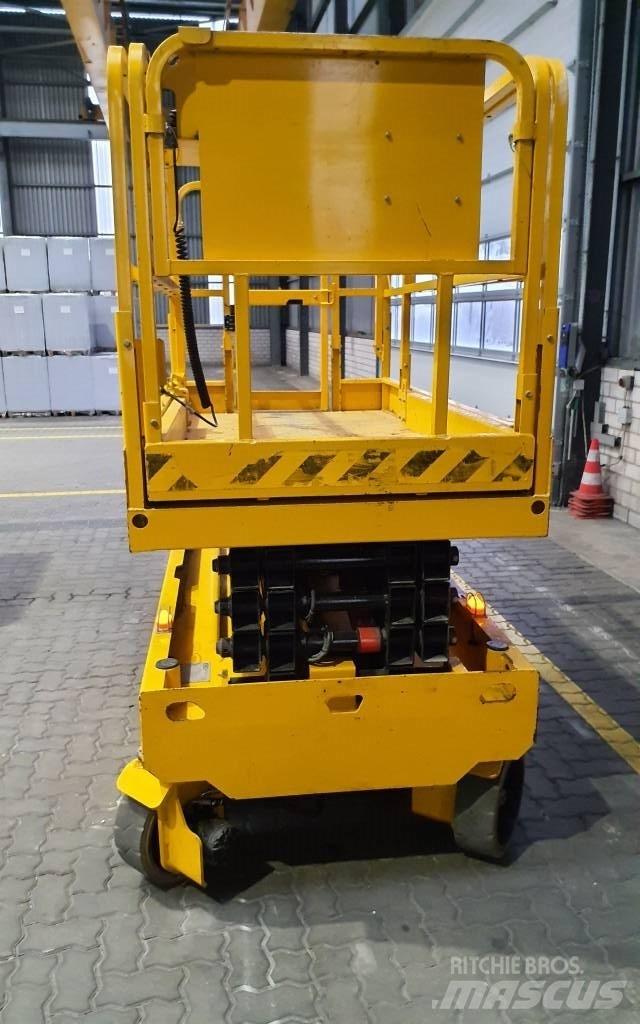 JCB S2646E (02316) Ножничные подъемники