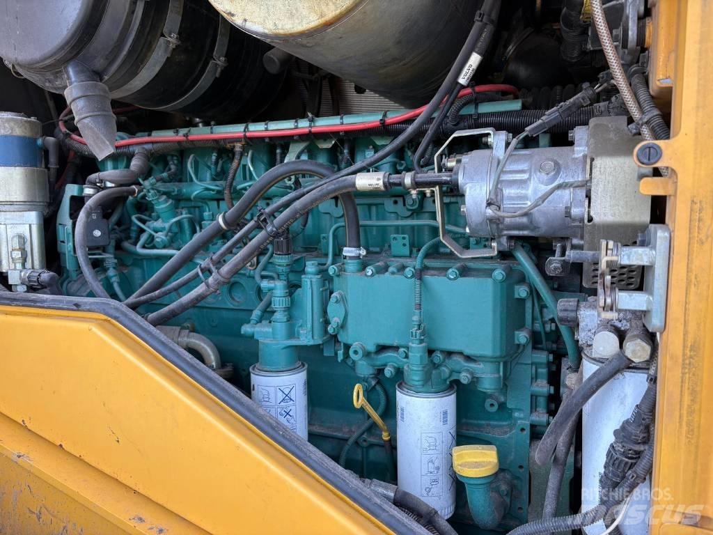 Volvo L 110 F Фронтальные погрузчики