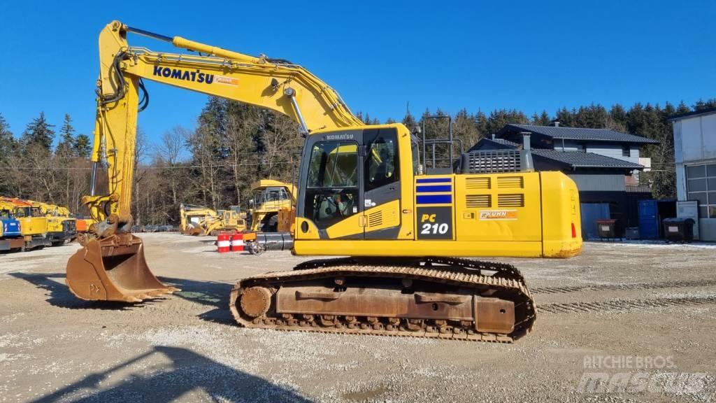 Komatsu PC 210 LC-11 Гусеничные экскаваторы