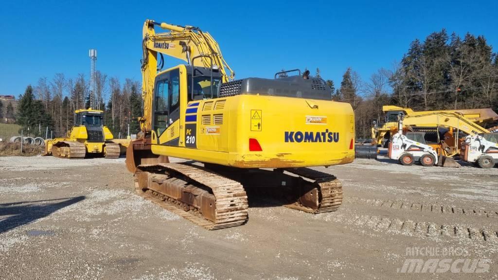 Komatsu PC 210 LC-11 Гусеничные экскаваторы