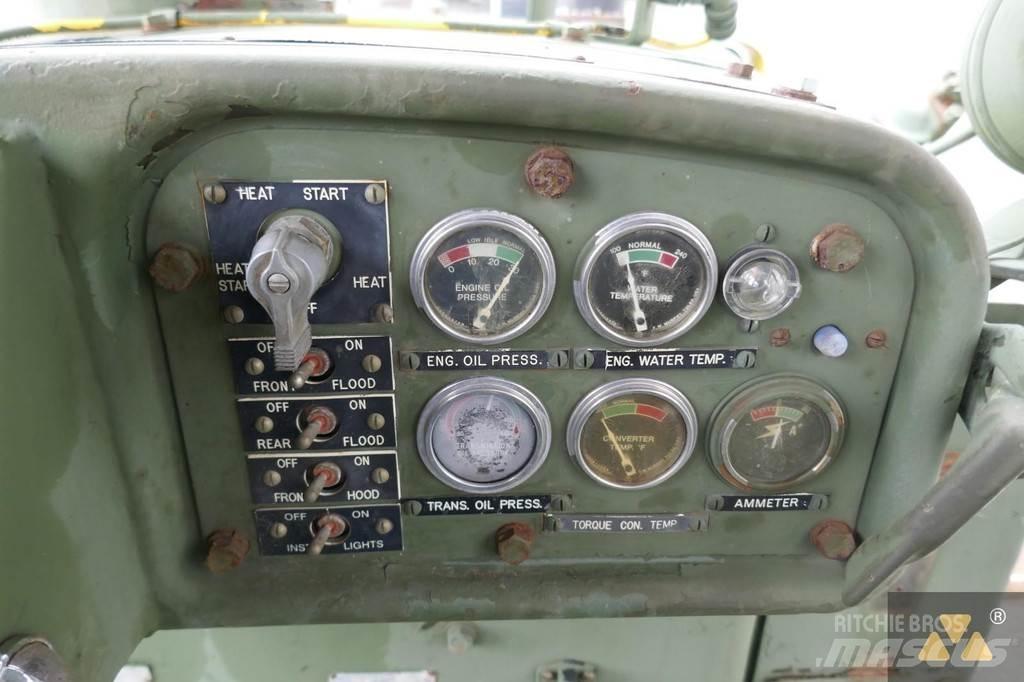CAT D7F Ex-army Гусеничные бульдозеры