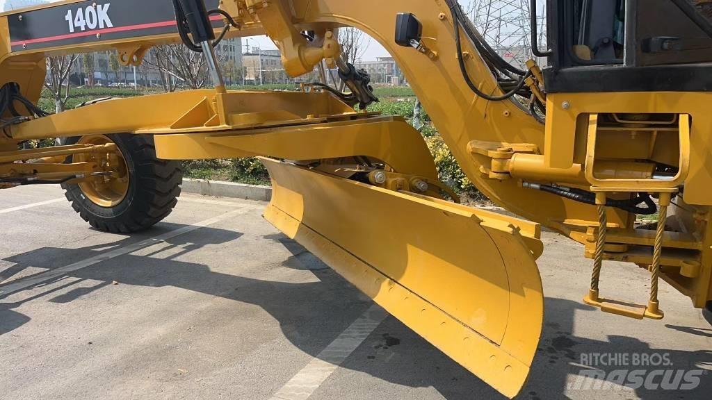 CAT 140 K Грейдеры