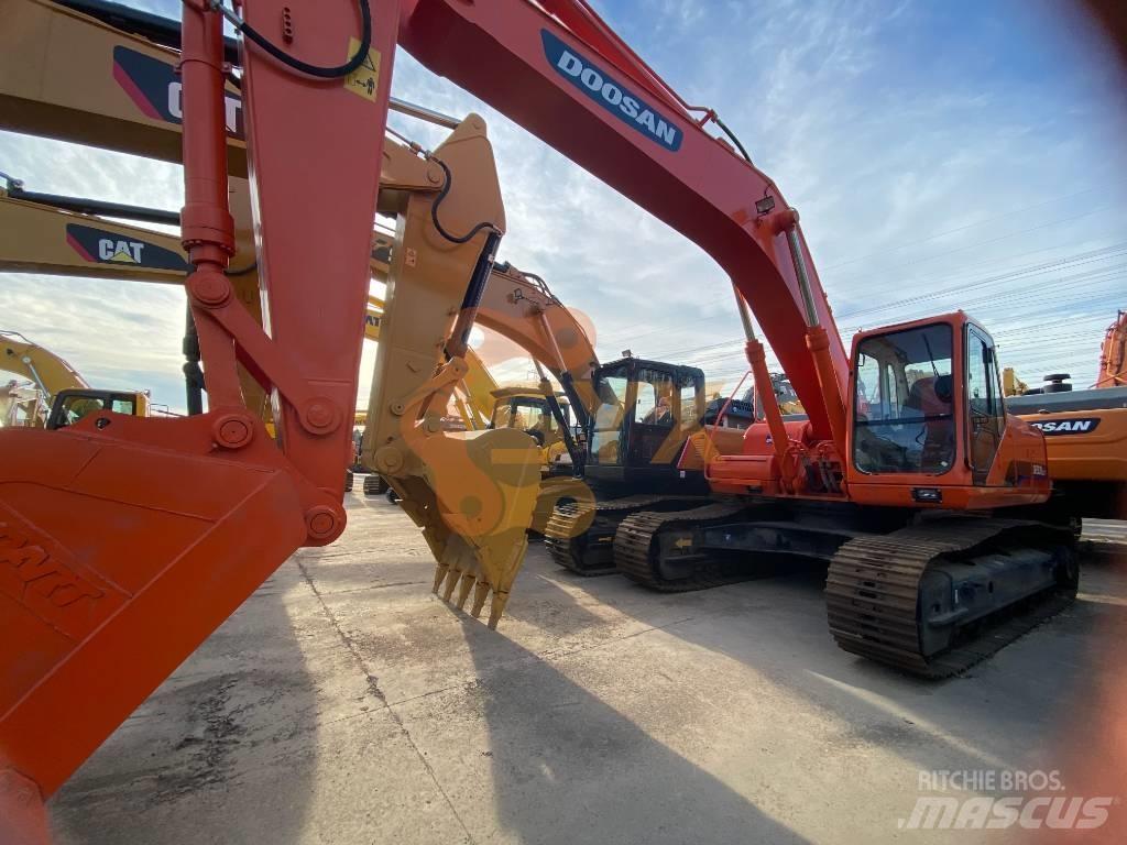 Doosan 300LC-7 Гусеничные экскаваторы