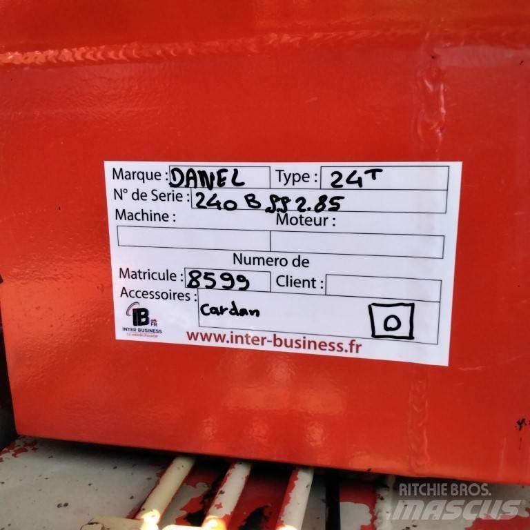 Danel 240 BSS Тракторные самосвальные прицепы