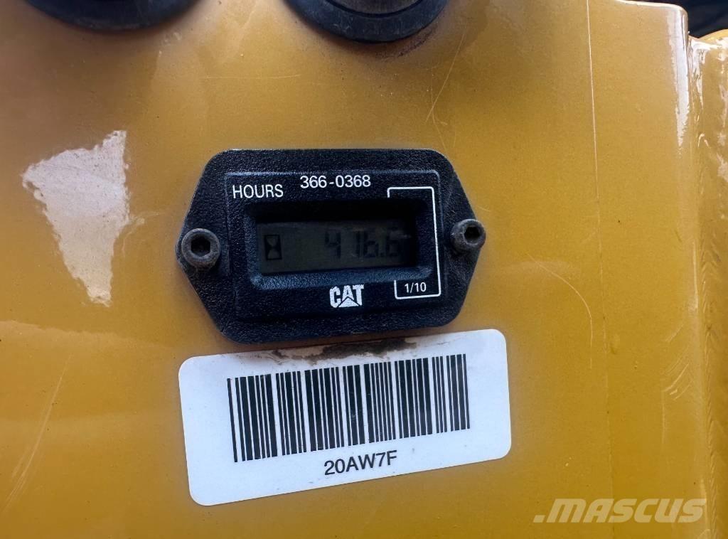 CAT CB 1.7 Катки тротуарные