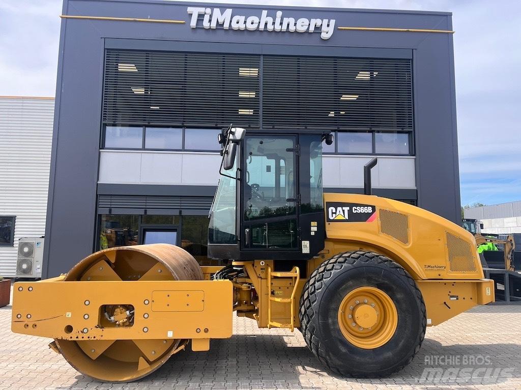 CAT CS 66 B Грунтовые катки