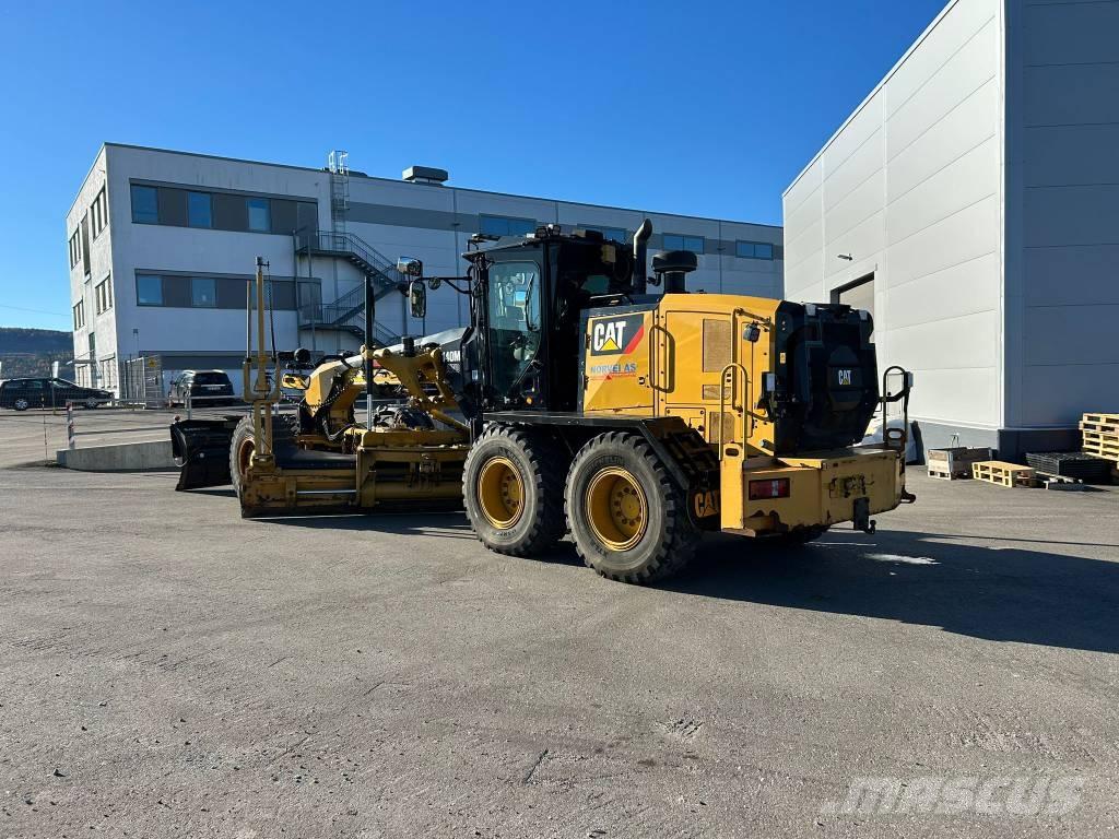 CAT 140 M 3 AWD Грейдеры