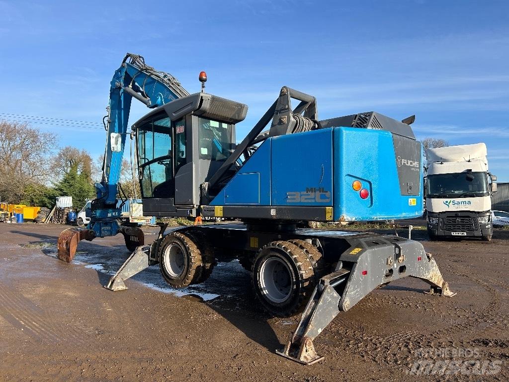 Fuchs MHL 320 T4F Перегружатели металлолома/промышленные погрузчики