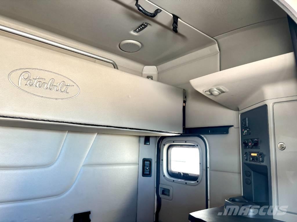 Peterbilt 567 Седельные тягачи