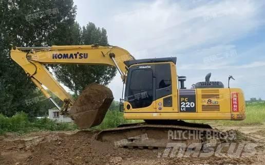 Komatsu PC 220-8 Мини-экскаваторы