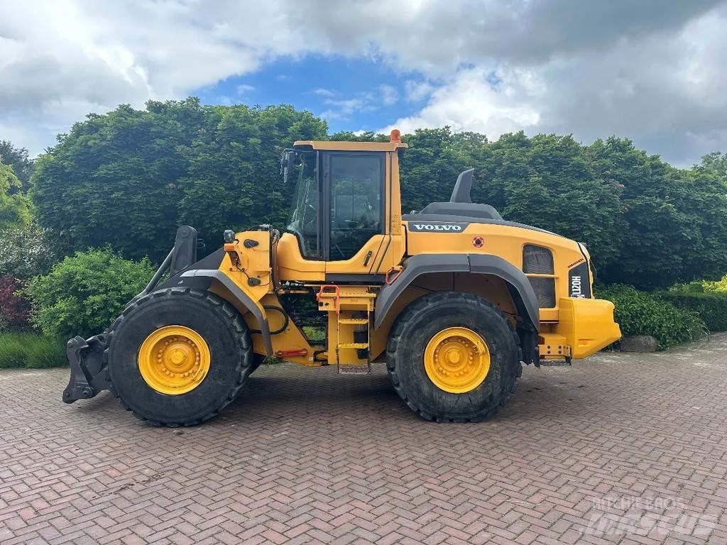 Volvo L120 H Фронтальные погрузчики
