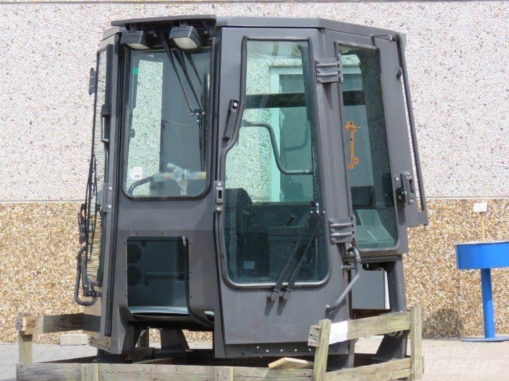 New Holland CE Коммерческий транспорт - Другие