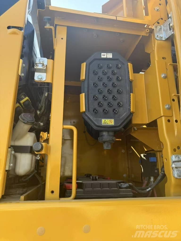 CAT CAT336GC Гусеничные экскаваторы