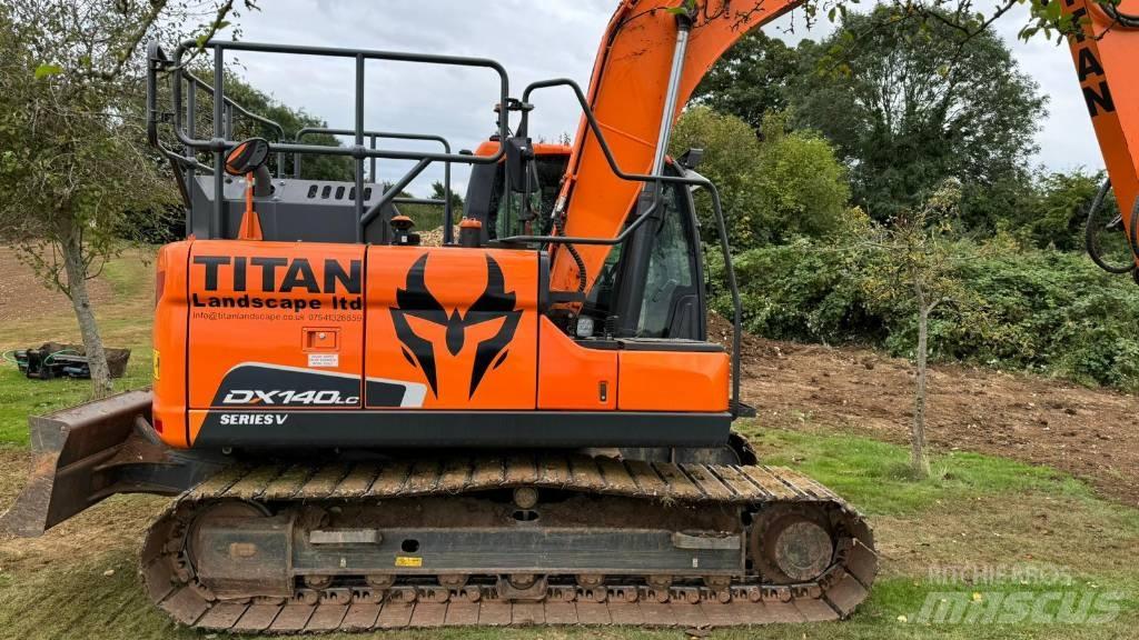 Doosan DX140LC-5 Гусеничные экскаваторы