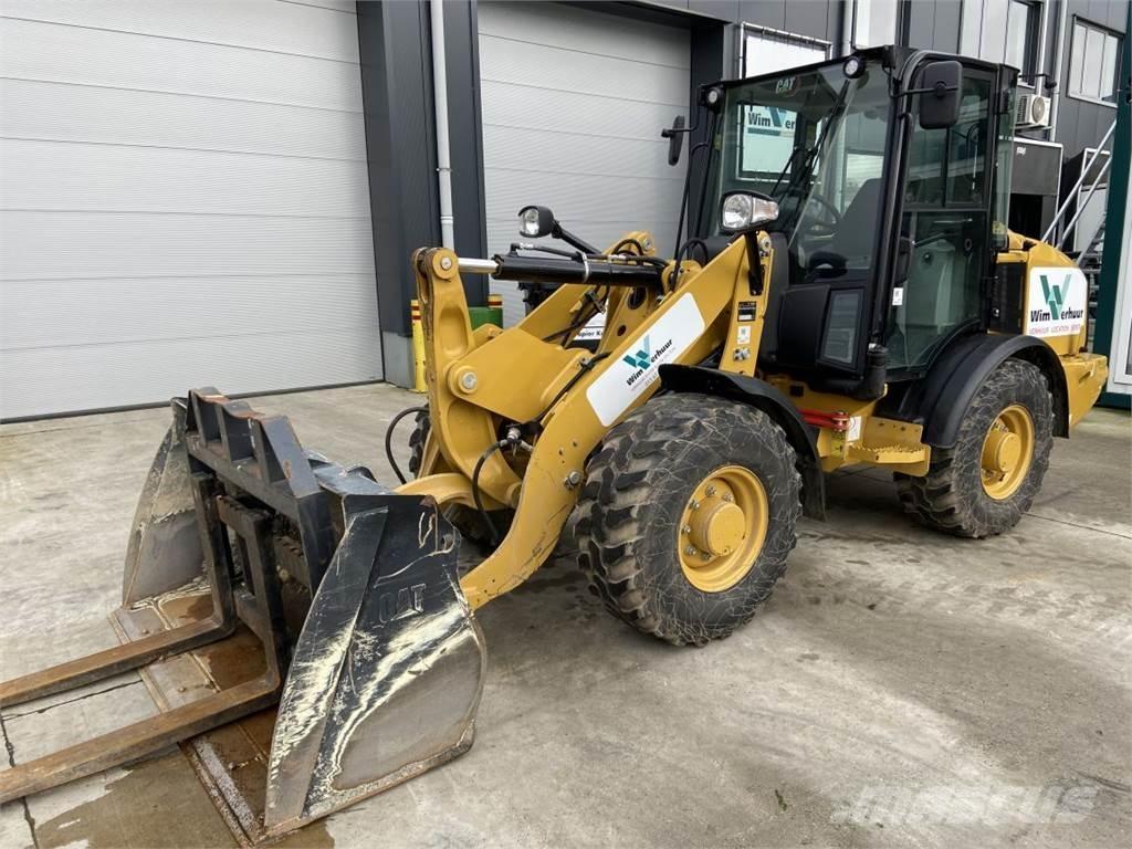 CAT 906M (7164) Многофункциональные сельскохозяйственные погрузчики