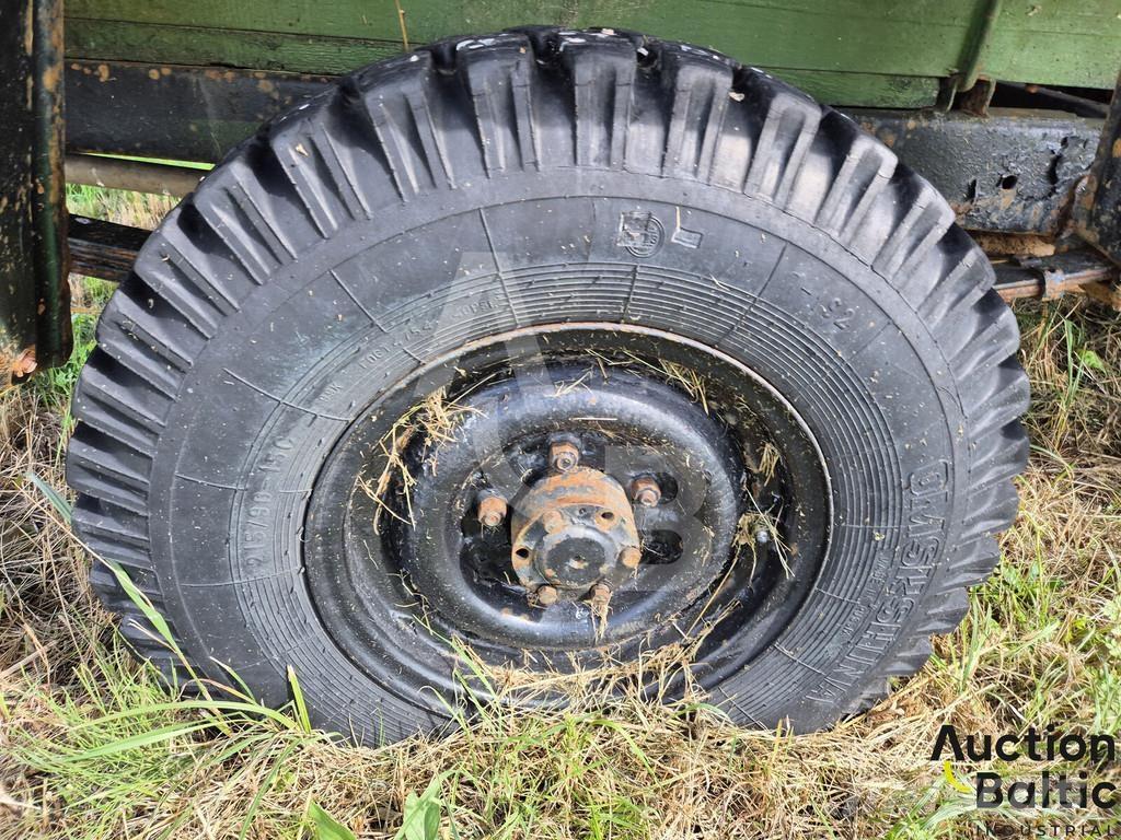  UAZ 452 Бортовые фургоны