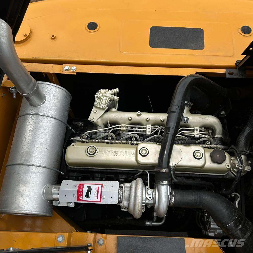 Sany 215C Гусеничные экскаваторы