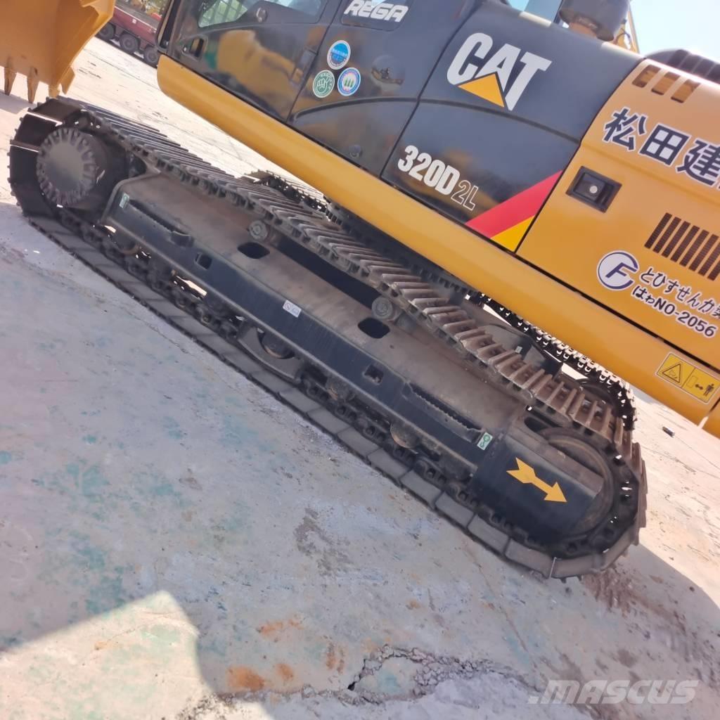 CAT 320 D2L Гусеничные экскаваторы