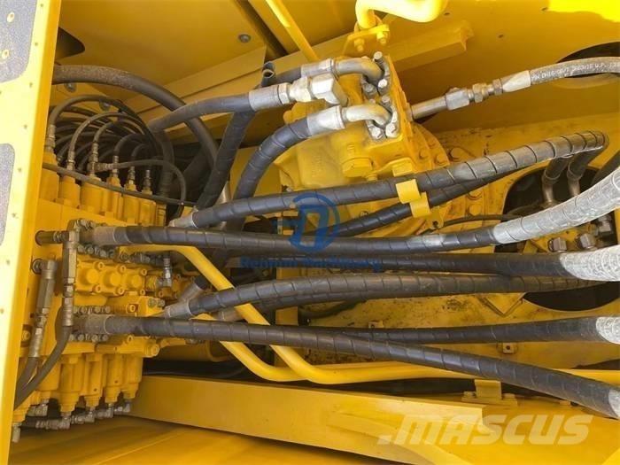 Komatsu PC 220-8 Гусеничные экскаваторы