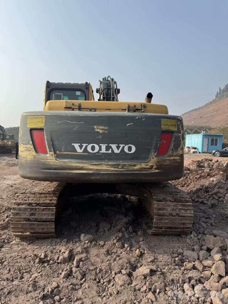 Volvo EC140B Гусеничные экскаваторы