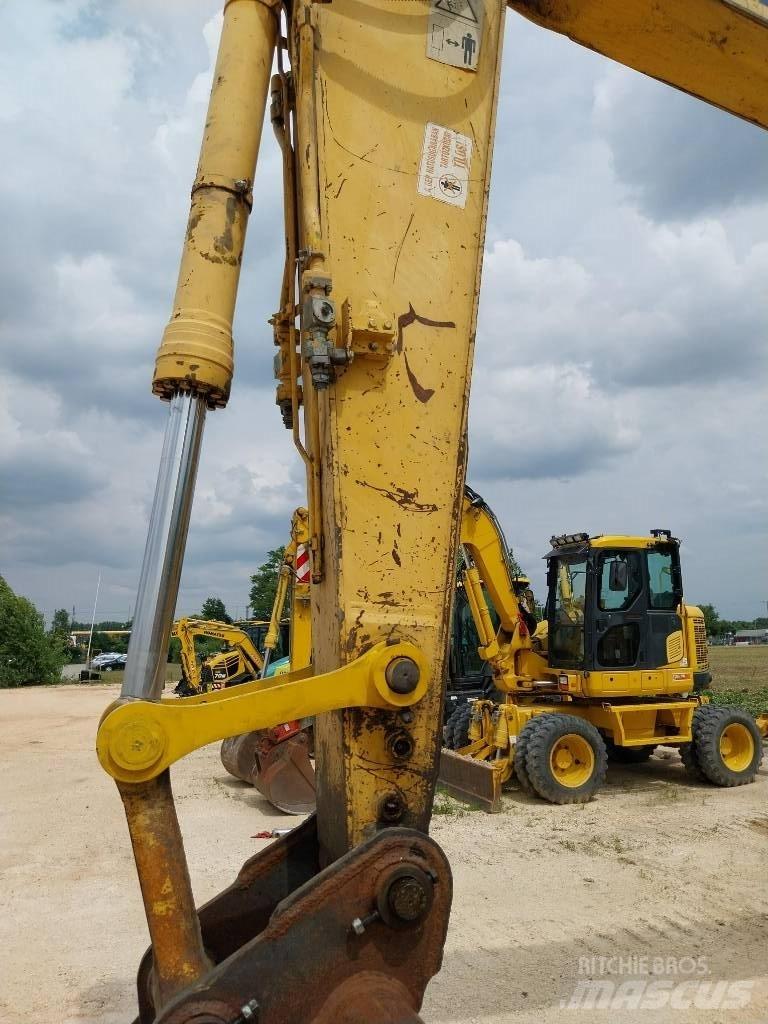 Komatsu PC 240 LC-8 Гусеничные экскаваторы