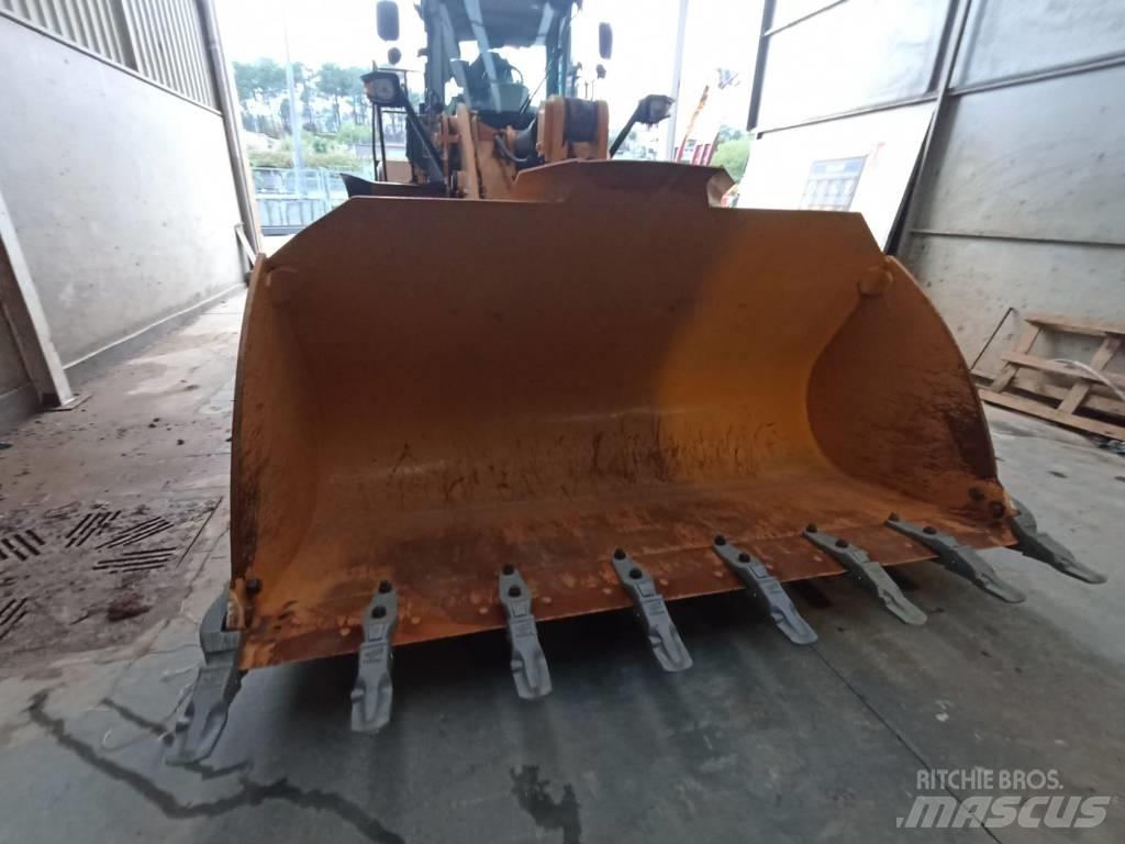 CAT 950 K Фронтальные погрузчики