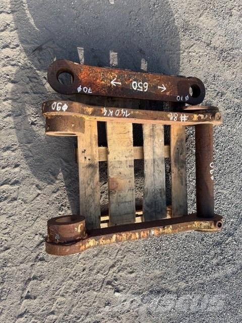 CNH EXCAVATOR LINKS Экскаваторные стрелы