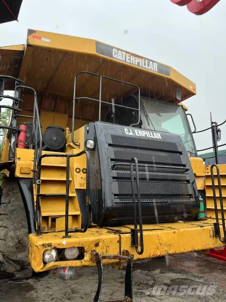 CAT 773 F Карьерные самосвалы