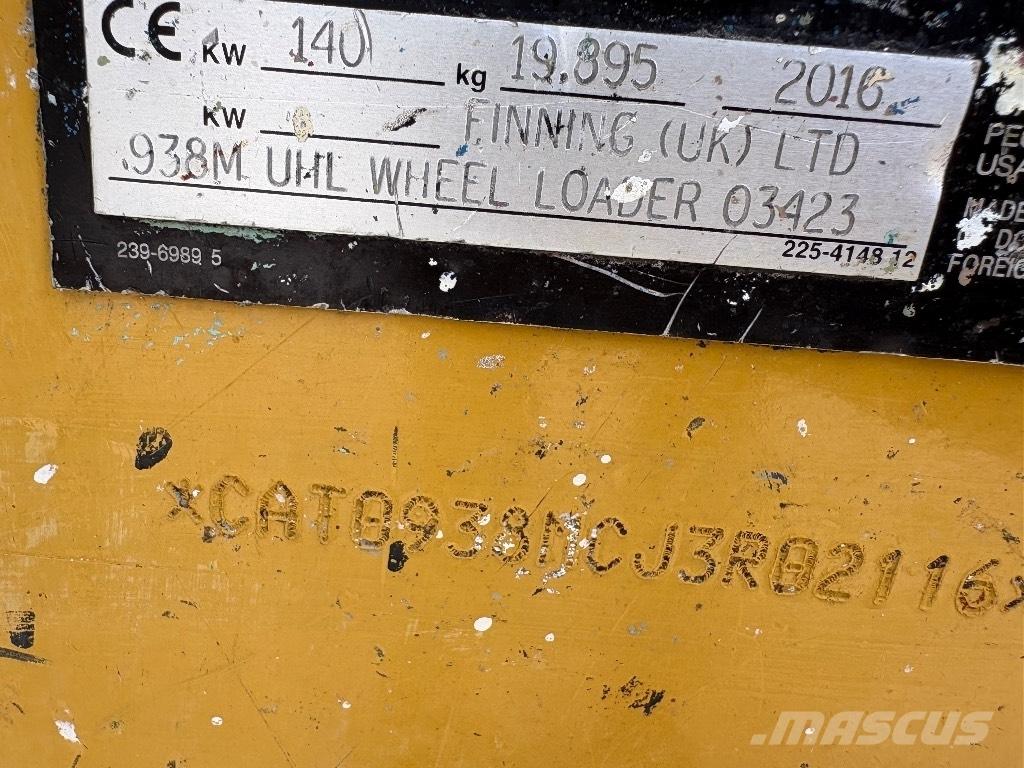 CAT 938 M Фронтальные погрузчики