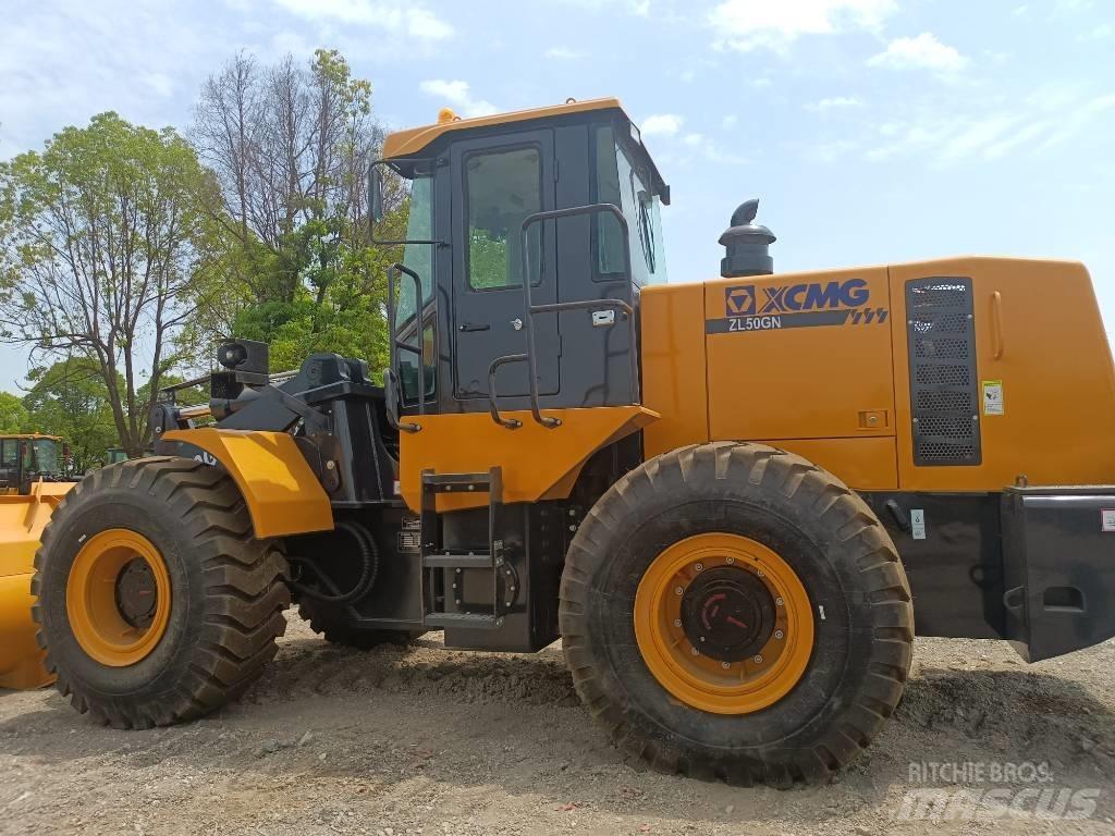 XCMG ZL50GN Фронтальные погрузчики