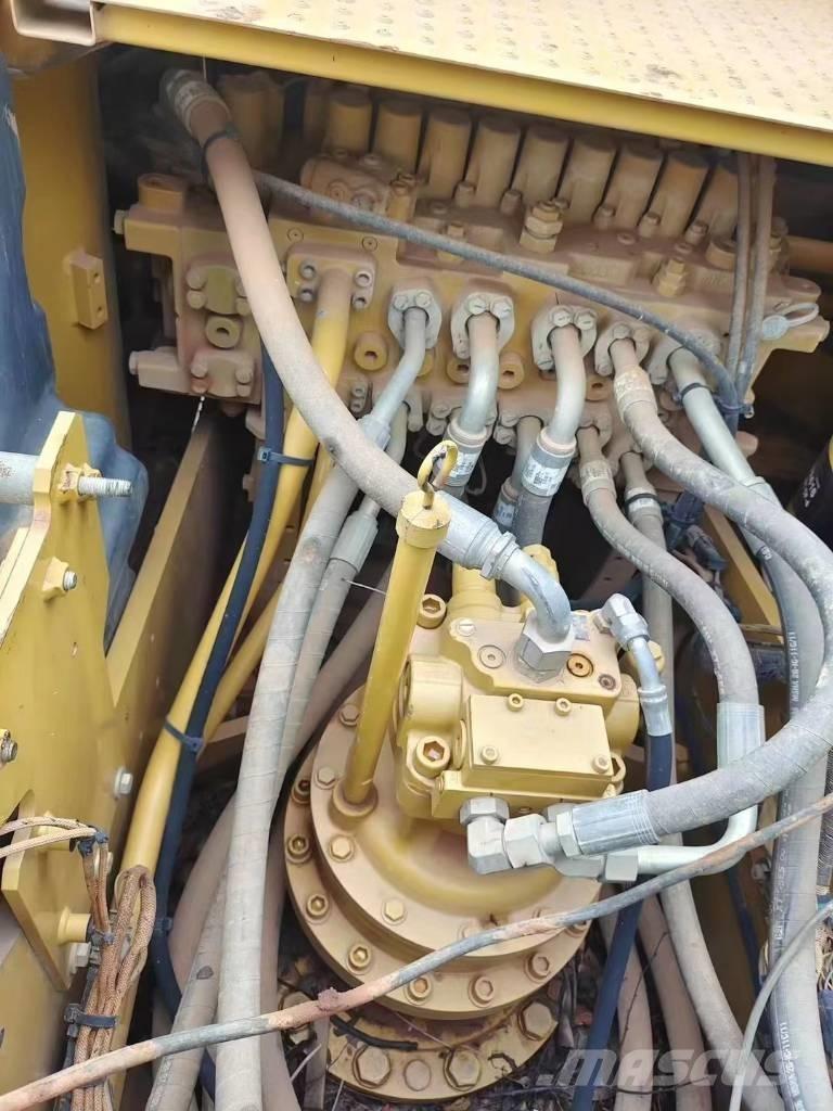 CAT 320 GC Гусеничные экскаваторы