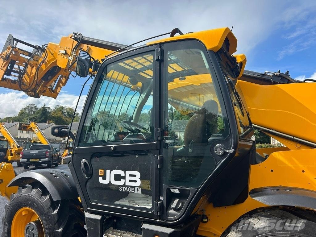 JCB 540-140 Sway / AC Телескопические погрузчики