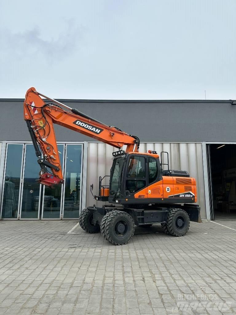Doosan DX 190 W-7 Колёсные экскаваторы