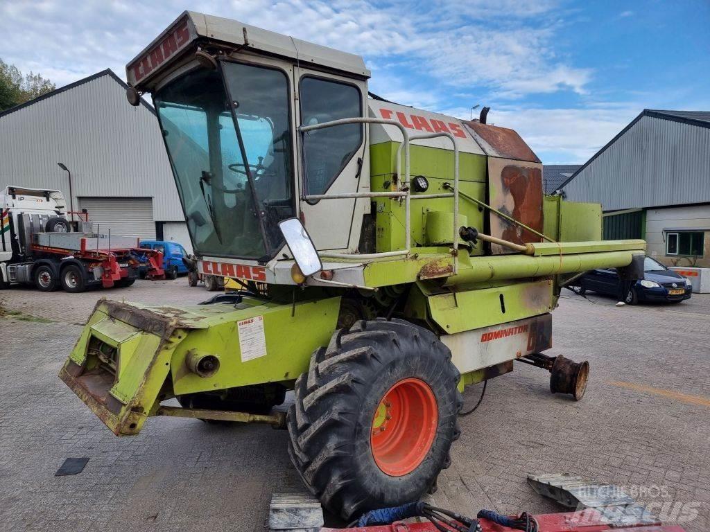 CLAAS 68s Зерноуборочные комбайны