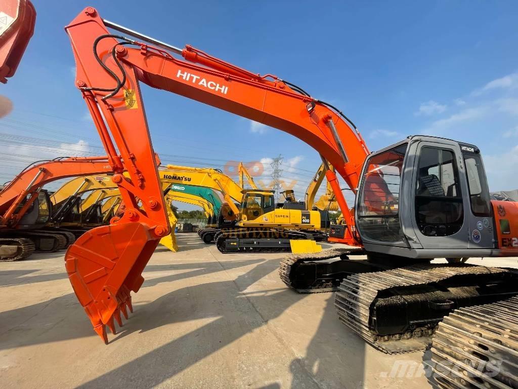 Hitachi EX 200 Гусеничные экскаваторы